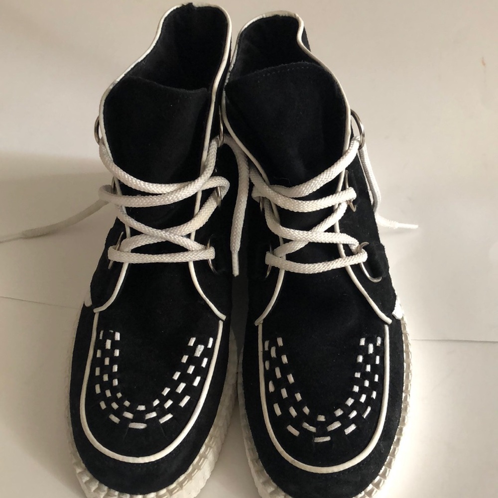 Underground black /white lace ankle boots sz 5.5